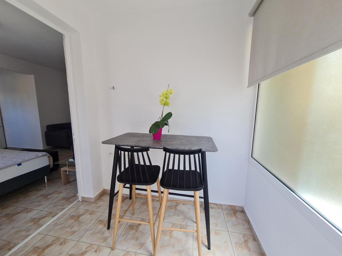 Laertis 2 Complex, Studio Apartment 106 - By Imh Travel & Tours パ フォス エクステリア 写真