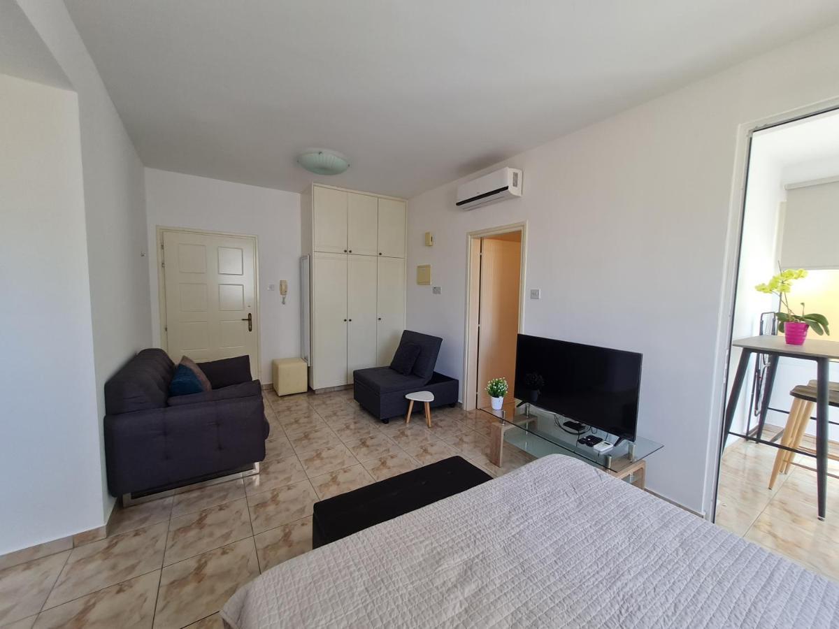 Laertis 2 Complex, Studio Apartment 106 - By Imh Travel & Tours パ フォス エクステリア 写真