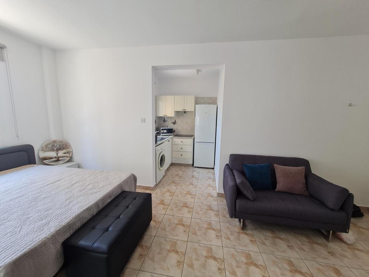 Laertis 2 Complex, Studio Apartment 106 - By Imh Travel & Tours パ フォス エクステリア 写真